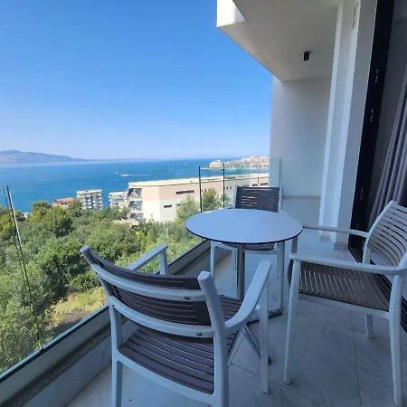 Hill Sea View * Саранда