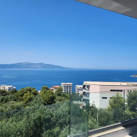 Hill Sea View * Саранда